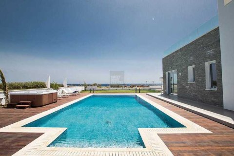 6 bedrooms House in Ayia Napa, Cyprus No. 28992 3