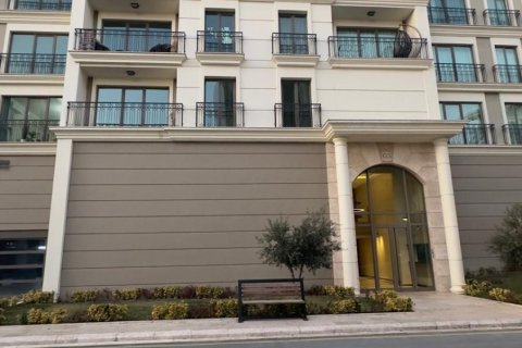 1+1 Apartment en Istanbul, Turkey No. 15098 1