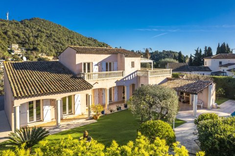 5 bedrooms Villa in Villefranche-sur-Mer, France No. 67389 1