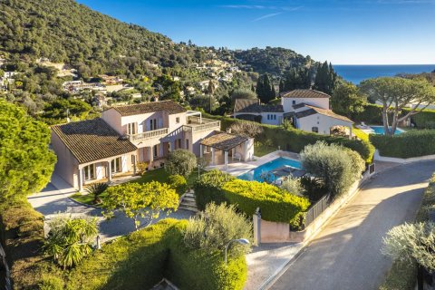 5 bedrooms Villa in Villefranche-sur-Mer, France No. 67389 4