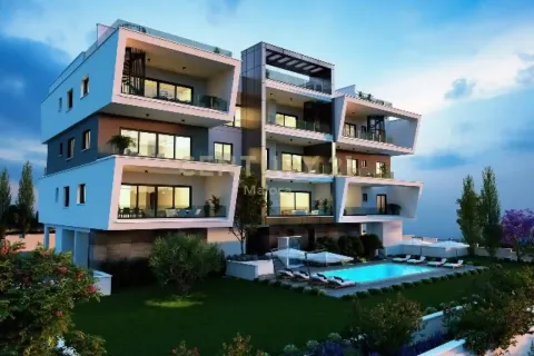 2 dormitorios Apartment en Germasogeia, Cyprus No. 32403 3