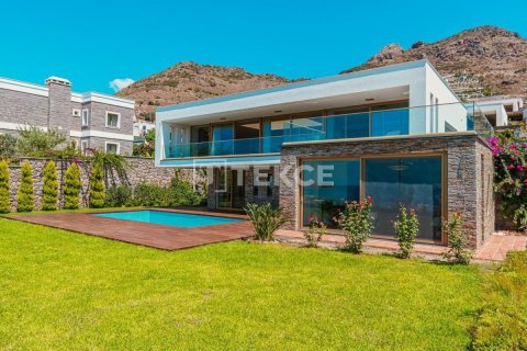 4+1 Villa in Bodrum, Turkey No. 13003 6