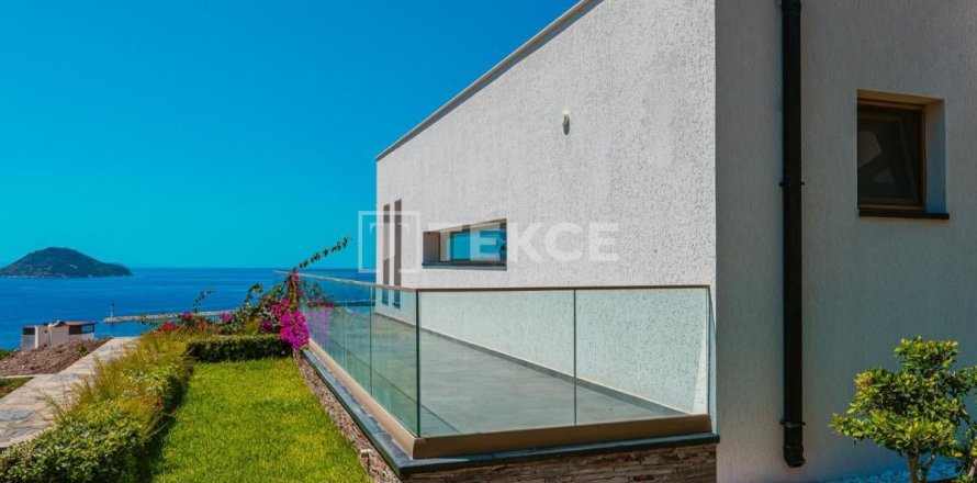 4+1 Villa en Bodrum, Turkey No. 13003