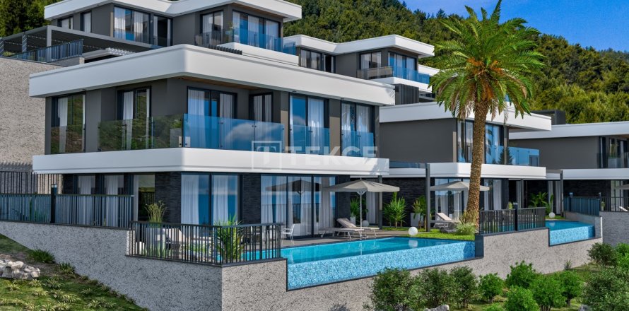 4+1 Villa en Alanya, Turkey No. 20742