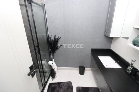 4+1 Apartment in Ankara, Turkey No. 14015 24