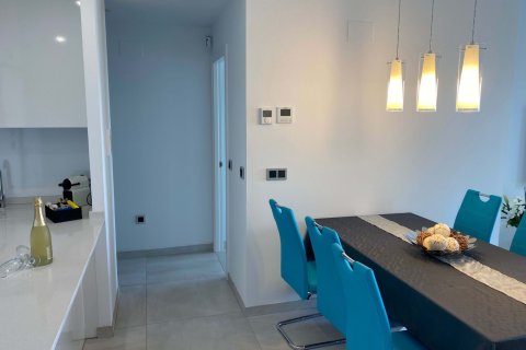 2 chambres Appartement à Benidorm, Spain No. 26800 7