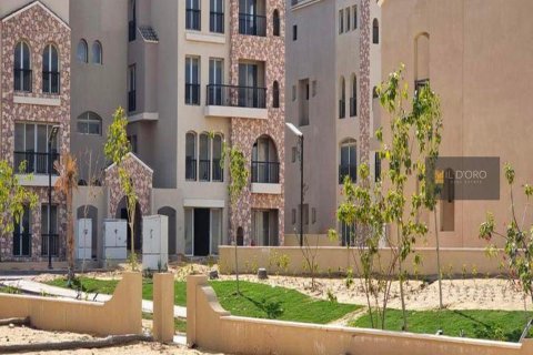 4 bedrooms Townhouse in New Cairo, Egypt No. 39110 3