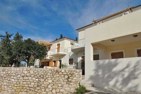 5 bedrooms House in Chania, Greece No. 24126 4