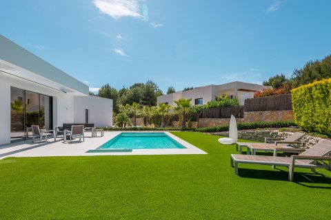 4 bedrooms Villa in Orihuela, Spain No. 27649 12