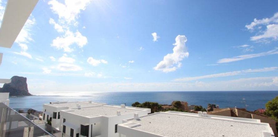 4 bedrooms Townhouse in Calpe, Spain No. 26008