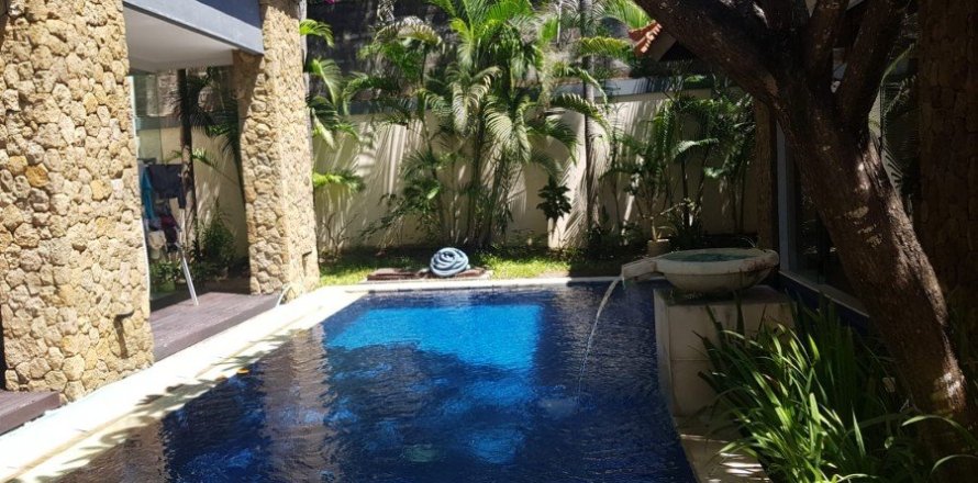 3 bedrooms Villa in Sanur, Indonesia No. 23181