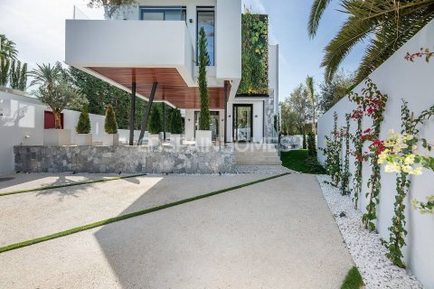 5 dormitorios Villa en Marbella, Spain No. 25718 28