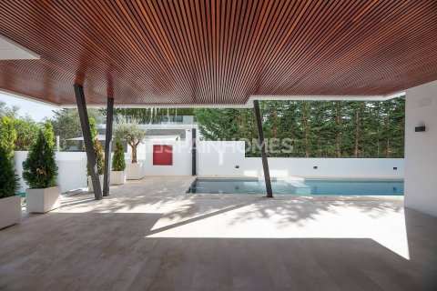 5 dormitorios Villa en Marbella, Spain No. 25718 25