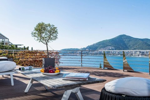 3 dormitorios Penthouse en Budva, Montenegro No. 66974 13