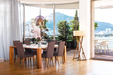 3 dormitorios Penthouse en Budva, Montenegro No. 66974 5