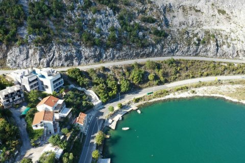 3 bedrooms Villa in Kotor, Montenegro No. 66964 3