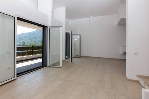 3 bedrooms Villa in Kotor, Montenegro No. 66964 10