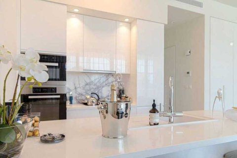 3 bedrooms Apartment in Germasogeia, Cyprus No. 77745 7