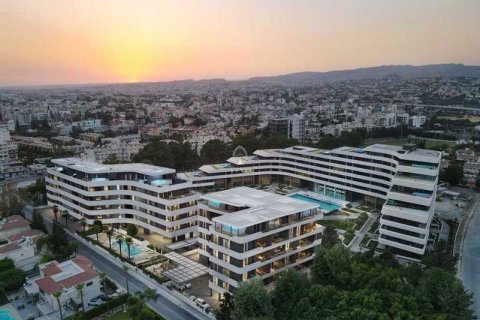 3 bedrooms Apartment in Germasogeia, Cyprus No. 77745 1