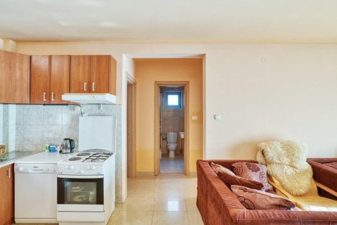 2 dormitorios Apartment en Budva, Montenegro No. 62389 6