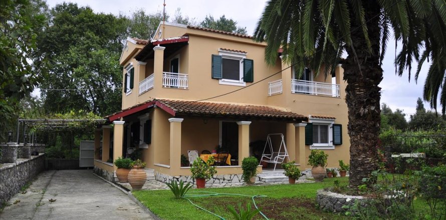 4 bedrooms House in Corfu, Greece No. 60084