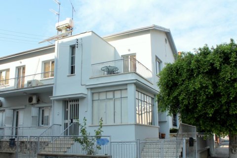 4 chambres Villa à Nicosia, Cyprus No. 51243 1