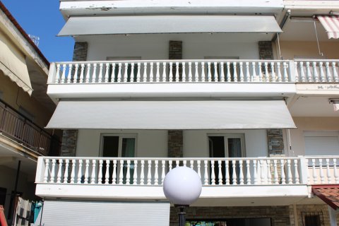 4 habitaciones Edificio en Katerini, Greece No. 55443 2