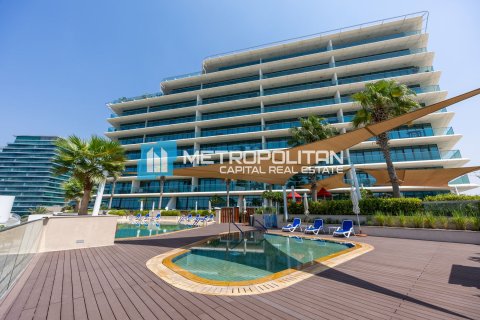 Квартира с 3 спальнями в Al Raha Beach, ОАЭ №91100 20
