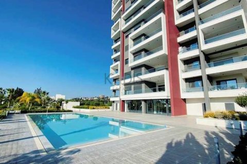 3 dormitorios Apartment en Mouttagiaka, Cyprus No. 63671 1