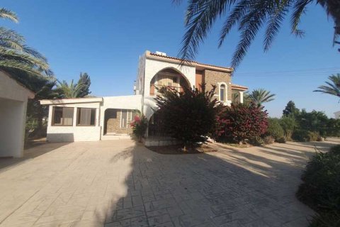 5 dormitorios House en Pervolia, Cyprus No. 73673 6