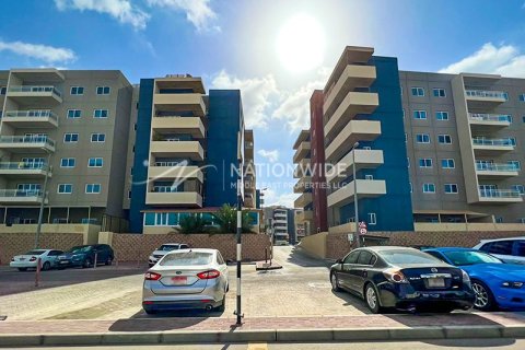 2 dormitorios Apartment en Al Reef, UAE No. 4146 2