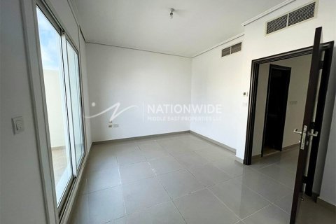 3 bedrooms Villa in Abu Dhabi, UAE No. 4145 4