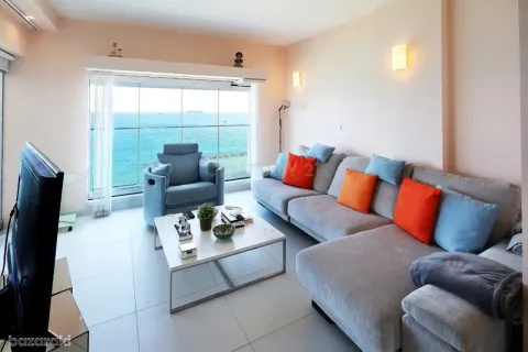 3 bedrooms Apartment in Limassol, Cyprus No. 40489 2