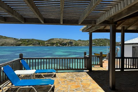 3 bedrooms Villa in Piccadilly, Antigua and Barbuda No. 61402 1