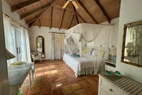 4 bedrooms Villa in English Harbor, Antigua and Barbuda No. 61401 11