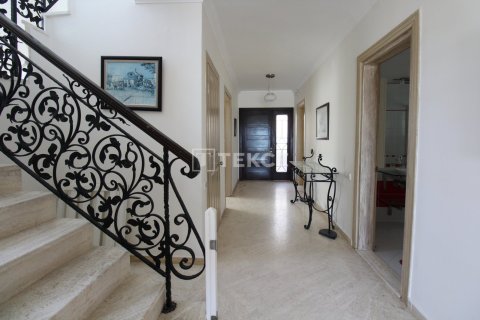 7+1 Villa en Bodrum, Turkey No. 14932 22