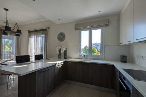 3 dormitorios Apartment en Limassol, Cyprus No. 63748 7