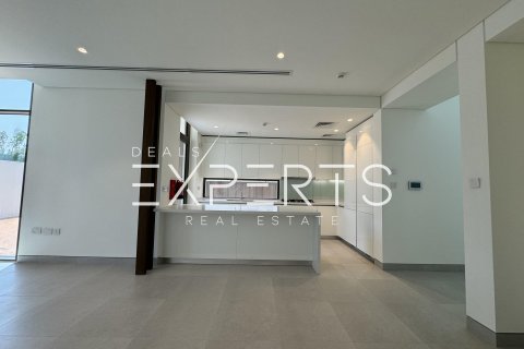 4 dormitorios Villa en Abu Dhabi, UAE No. 72505 10