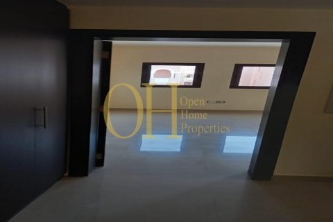 2 bedrooms Townhouse in Hydra Village, UAE No. 9454 4