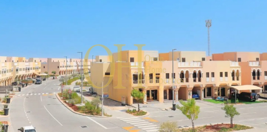 2 bedrooms Townhouse in Hydra Village, UAE No. 9454