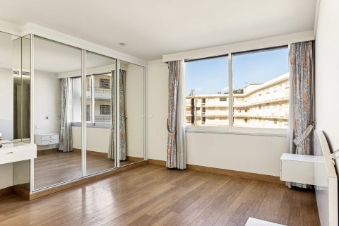 2 dormitorios Apartment en Cannes, France No. 68052 6