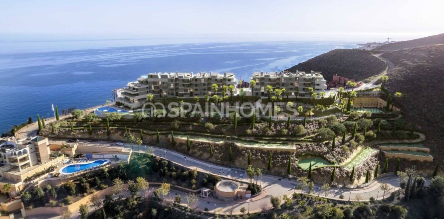 3 bedrooms Penthouse in Torrox, Spain No. 26539