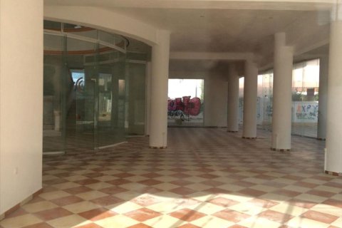 850m² Commercial property en Athens, Greece No. 49629 3