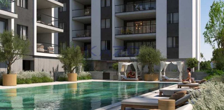 3 bedrooms Apartment in Limassol, Cyprus No. 73772