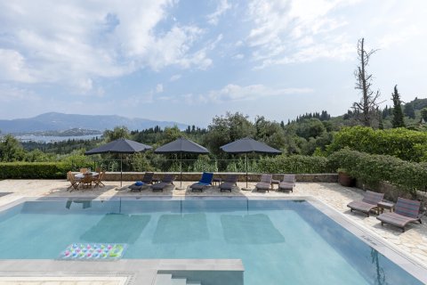 6 bedrooms Villa in Corfu, Greece No. 58622 14