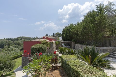 6 bedrooms Villa in Corfu, Greece No. 58622 9