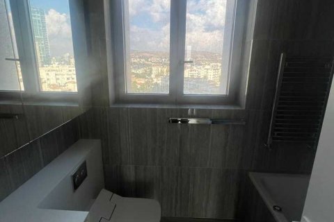 3 bedrooms Apartment in Germasogeia, Cyprus No. 65771 3