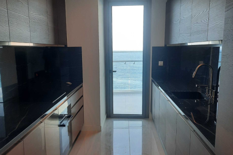 3 bedrooms Apartment in Germasogeia, Cyprus No. 65771 5