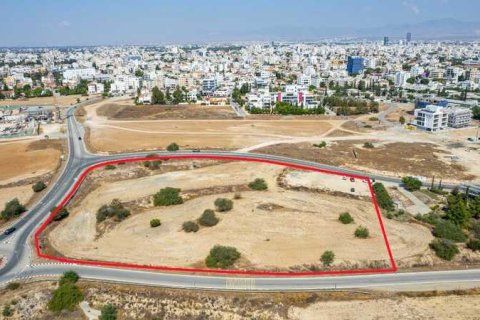 231920m² Land à Strovolos, Cyprus No. 43962 2