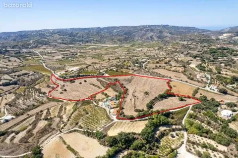 58060m² Land en Polemi, Cyprus No. 43959 3